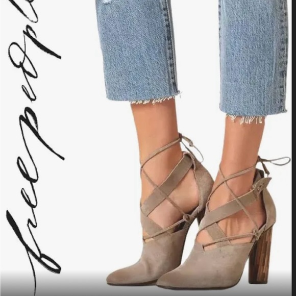 Free People unique round heel wrap shoes 38 - Picture 4 of 4